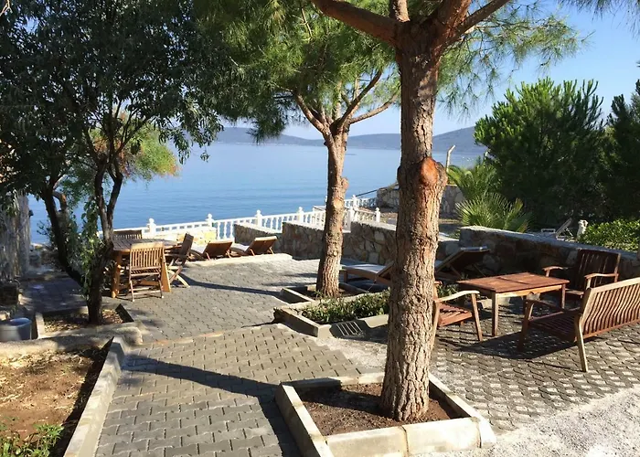 בית נופש House With Direct Access To Private Near Bodrum Camlik (Bodrum)