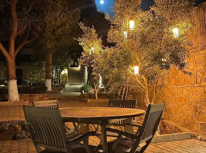Semesterbostad House With Direct Access To Private Near Bodrum