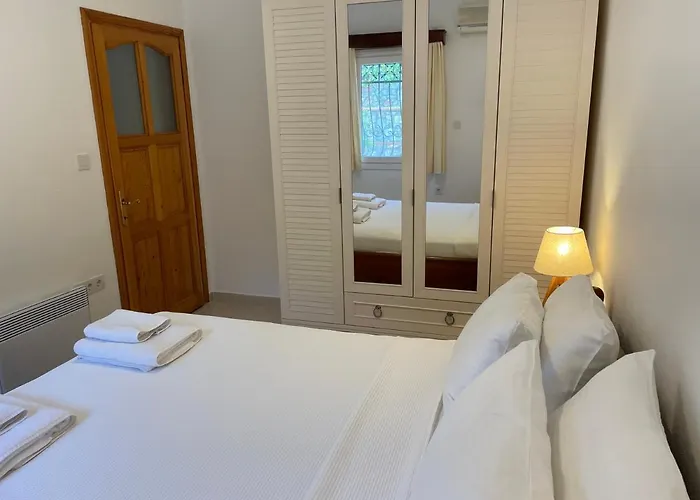 House With Direct Access To Private Near Bodrum Semesterbostad *